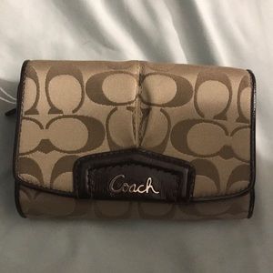 NEW Coach Wallet